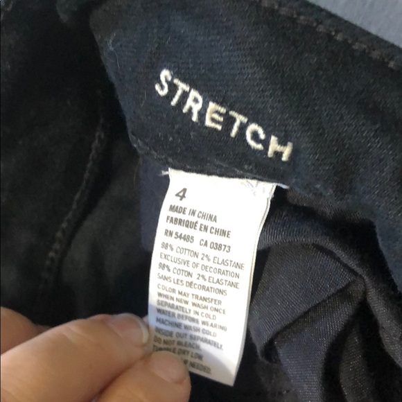 AW shorts - Picture 3 of 3